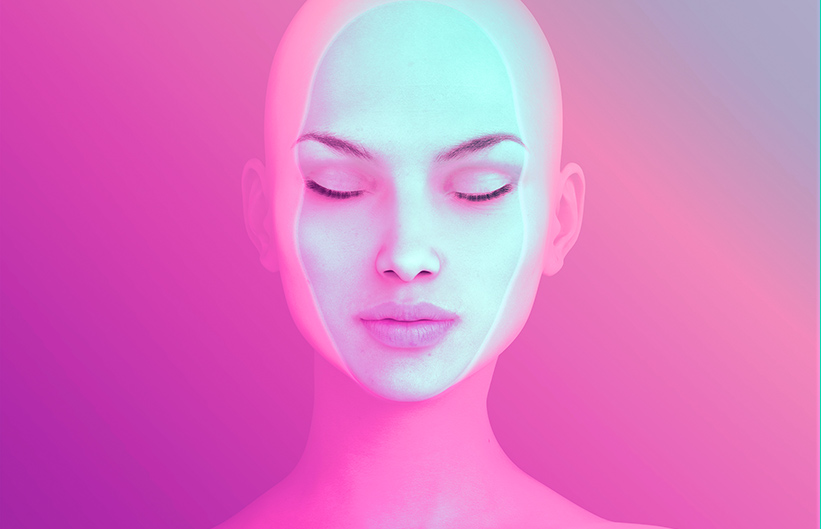 visage de femme sous l'eau