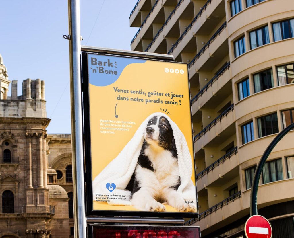 Affiche géante dans une ville